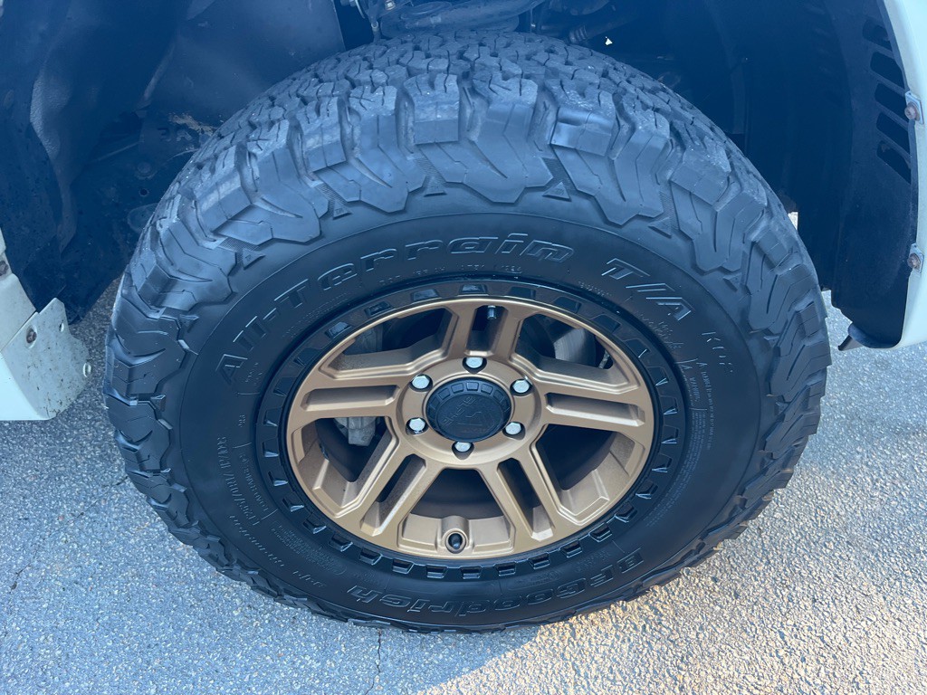 2013 Toyota 4Runner Image 24