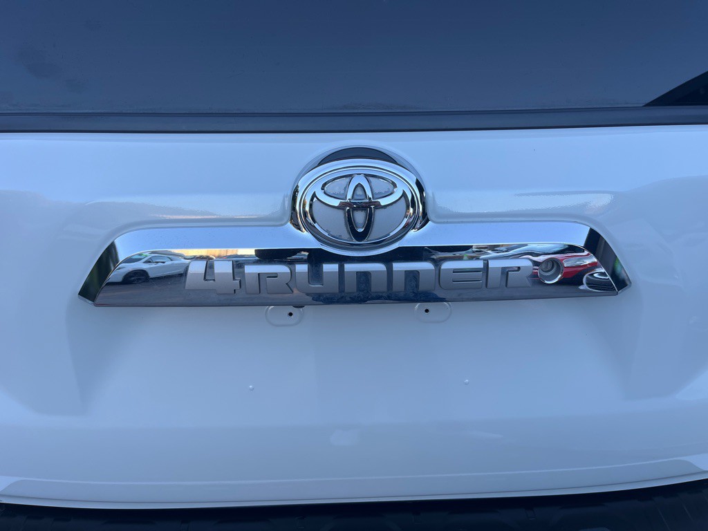 2013 Toyota 4Runner Image 28