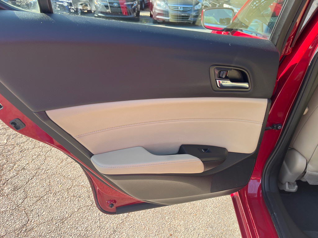 2017 Acura ILX Image 14