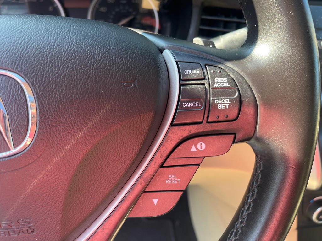 2017 Acura ILX Image 17