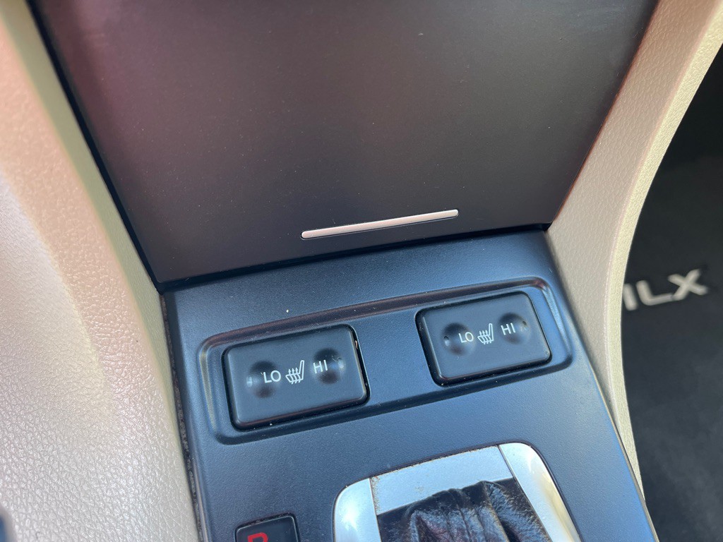 2017 Acura ILX Image 22