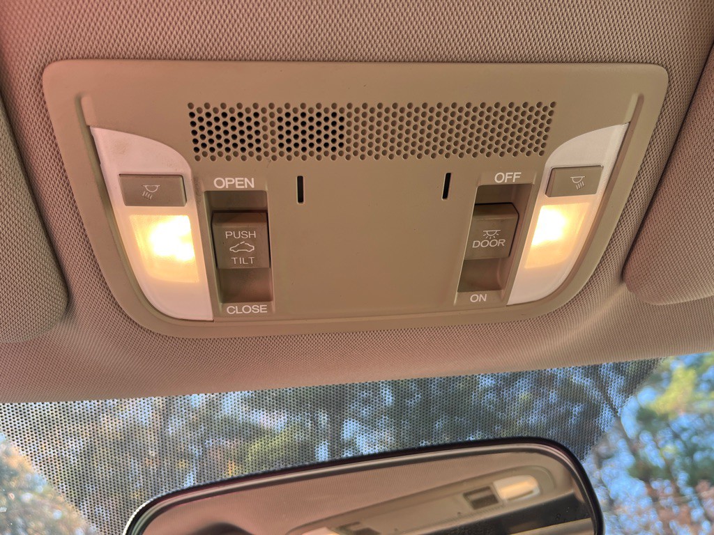 2017 Acura ILX Image 25