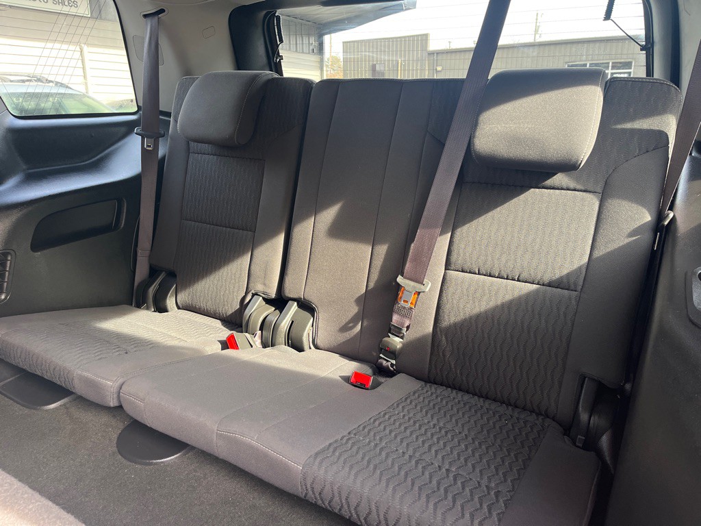 2017 Chevrolet Tahoe Image 11