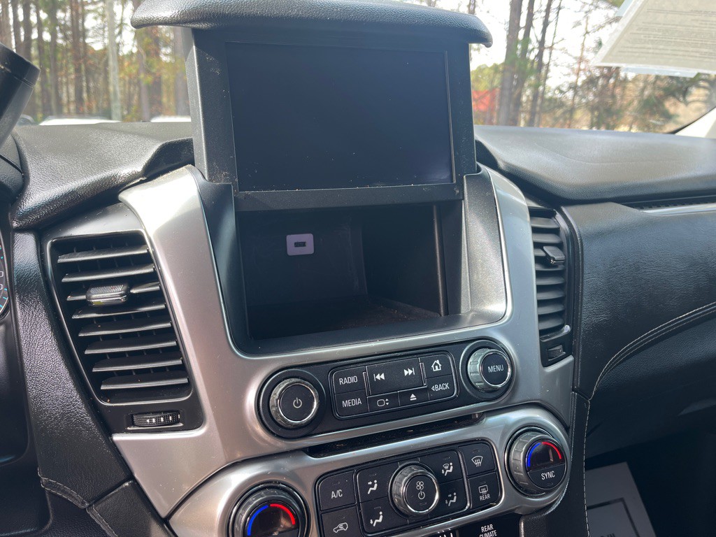 2017 Chevrolet Tahoe Image 20