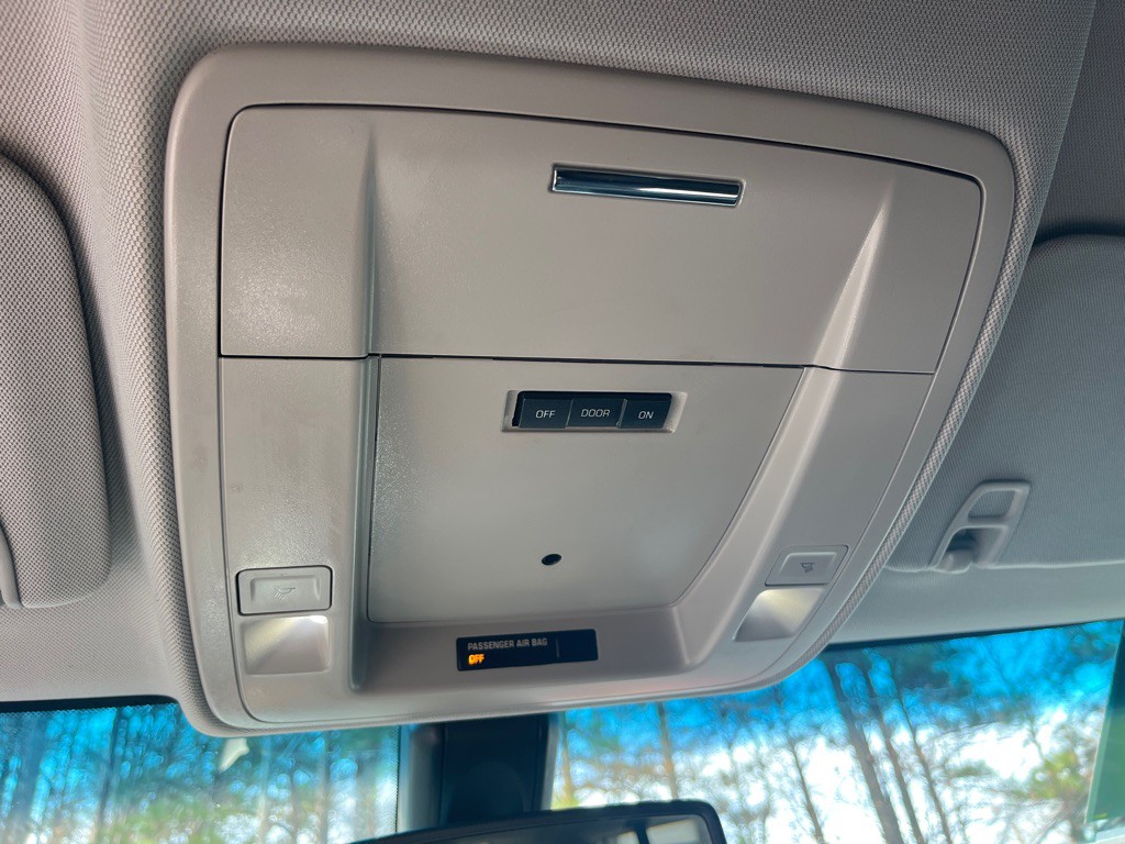 2017 Chevrolet Tahoe Image 22