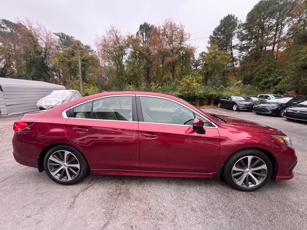 2019 Subaru Legacy Image 8