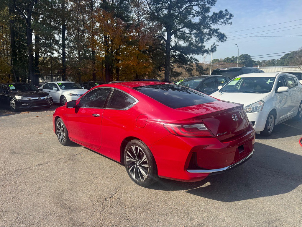 2017 Honda Accord Image 4
