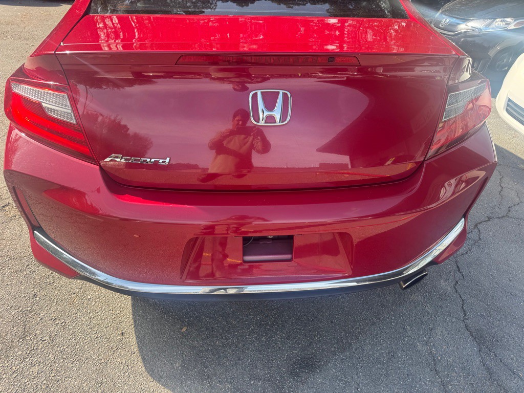 2017 Honda Accord Image 12