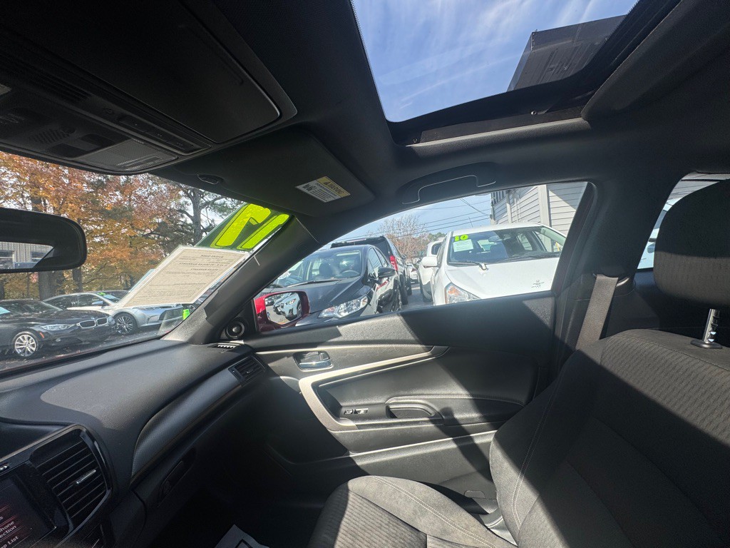 2017 Honda Accord Image 22