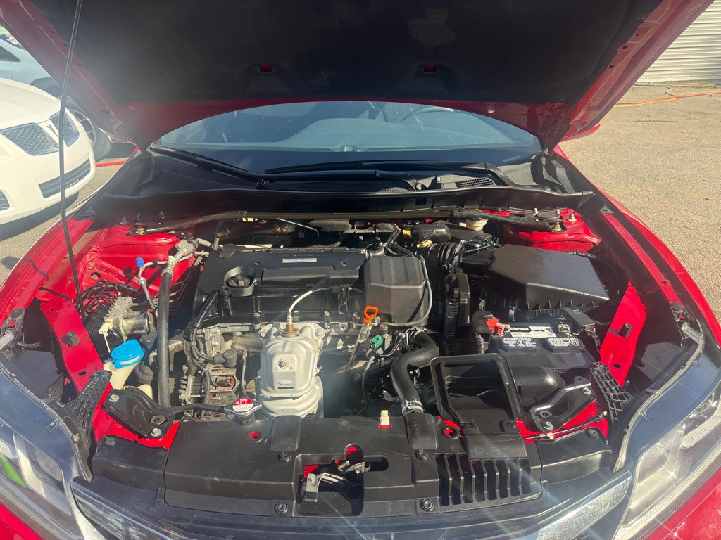 2017 Honda Accord Image 35