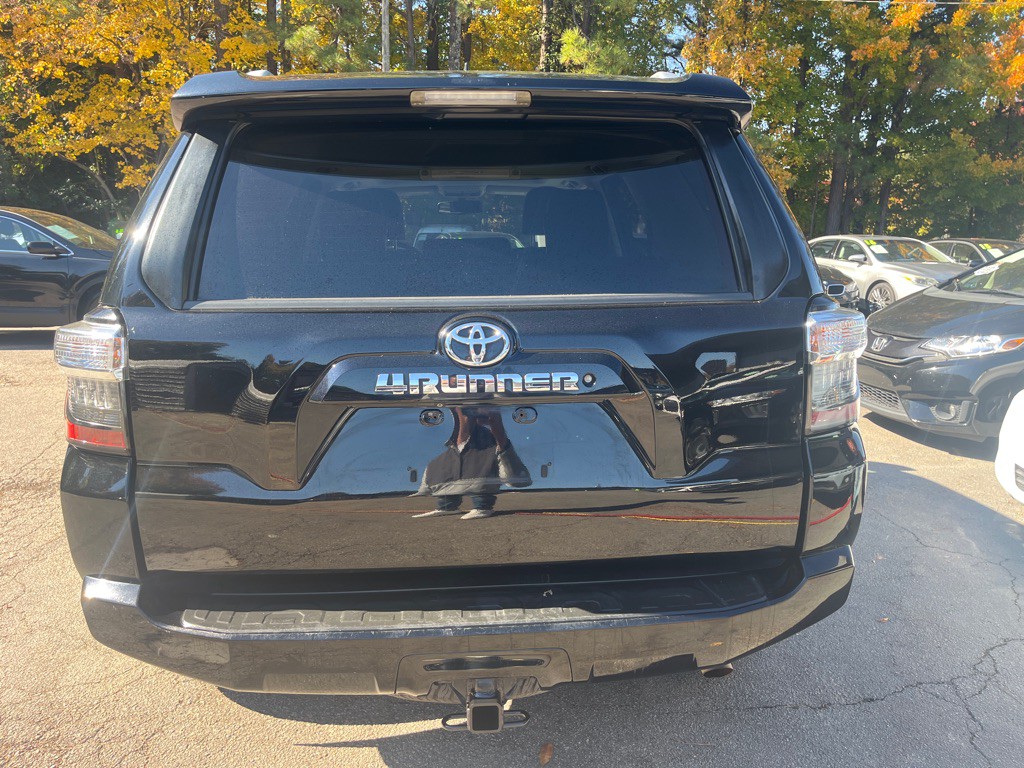 2016 Toyota 4Runner Image 4