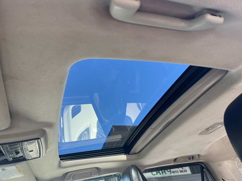 2016 Toyota 4Runner Image 23