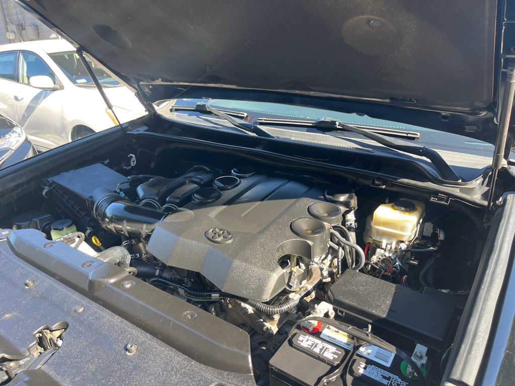 2016 Toyota 4Runner Image 34