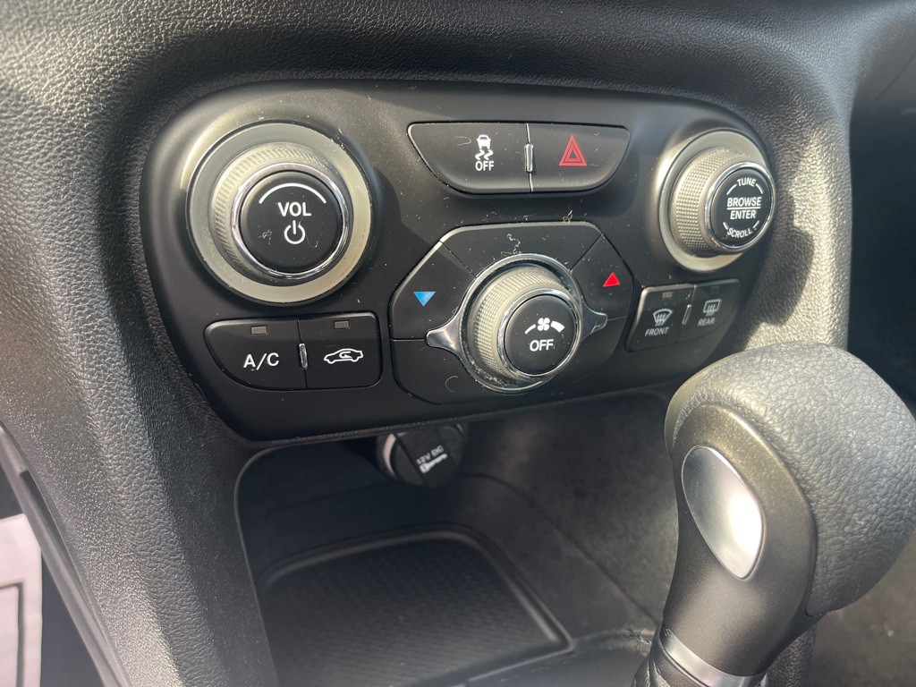 2013 Dodge Dart Image 13