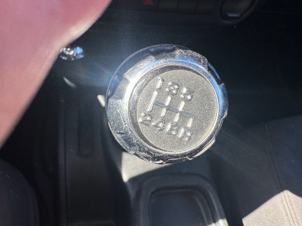 2016 Jeep Wrangler Image 22