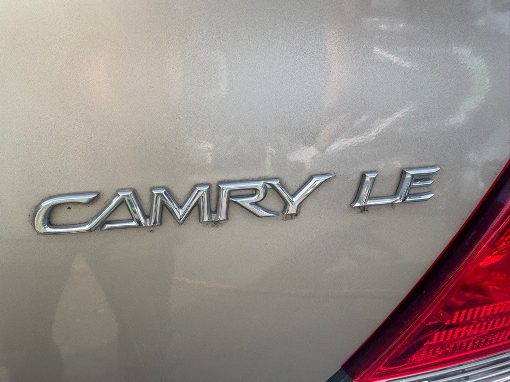 2005 Toyota Camry Image 12