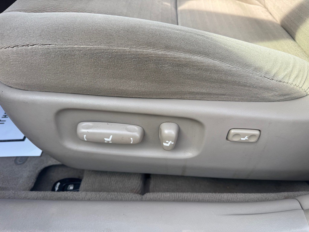 2005 Toyota Camry Image 16