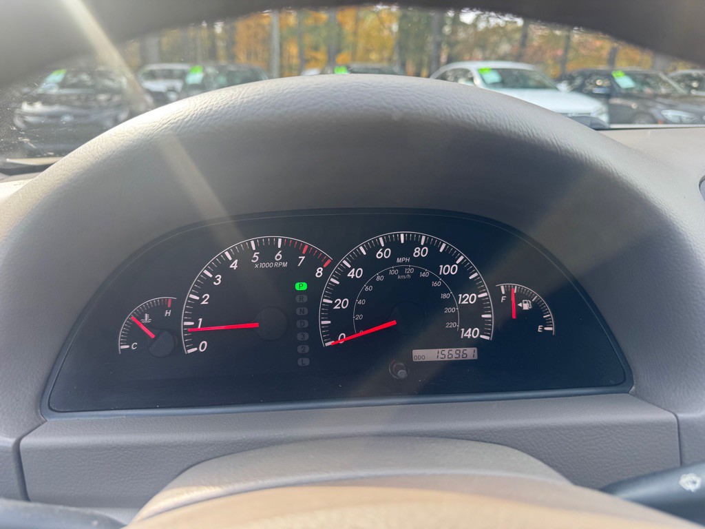2005 Toyota Camry Image 25