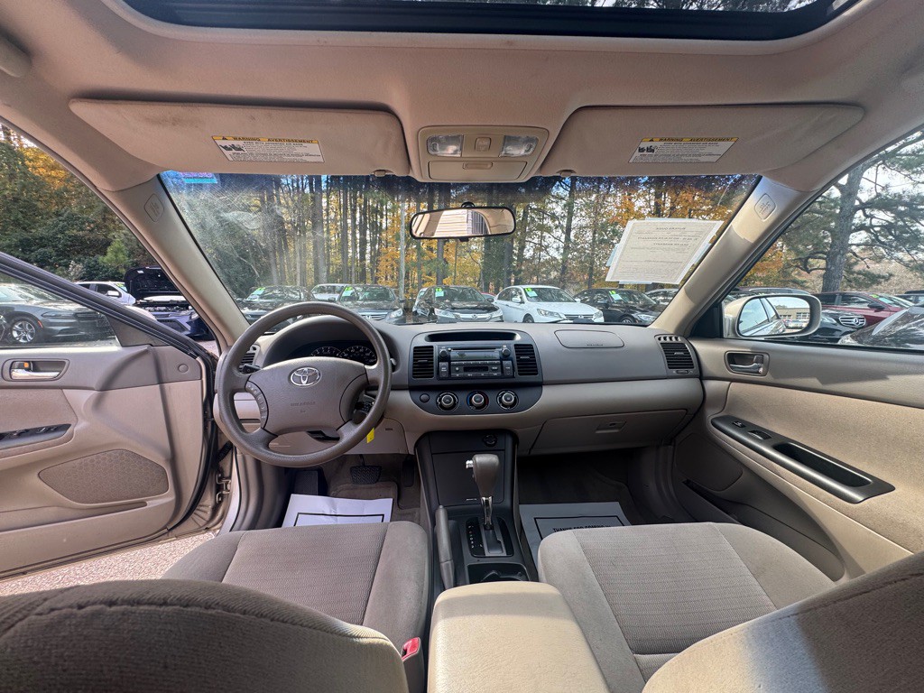 2005 Toyota Camry Image 27