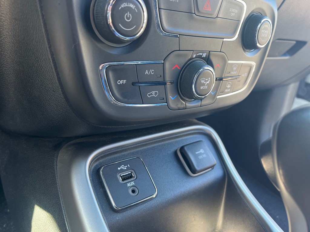 2021 Jeep Compass Image 17