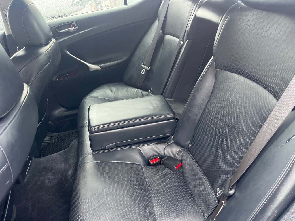 2008 Lexus IS Image 8