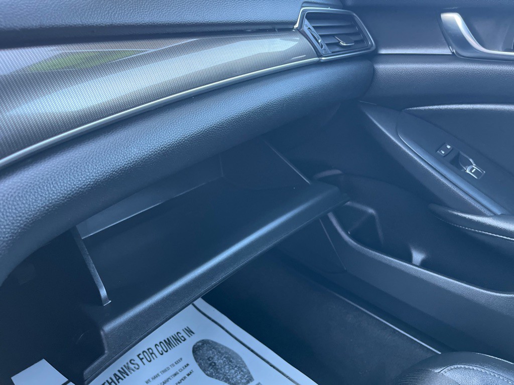 2019 Honda Accord Image 22