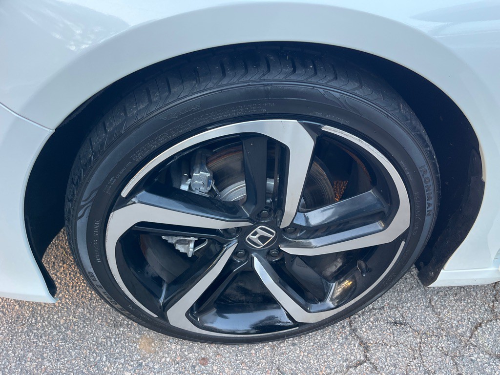 2019 Honda Accord Image 29