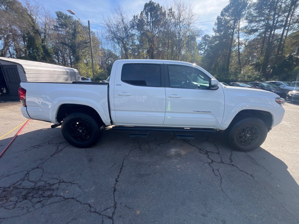 2022 Toyota Tacoma Image 8