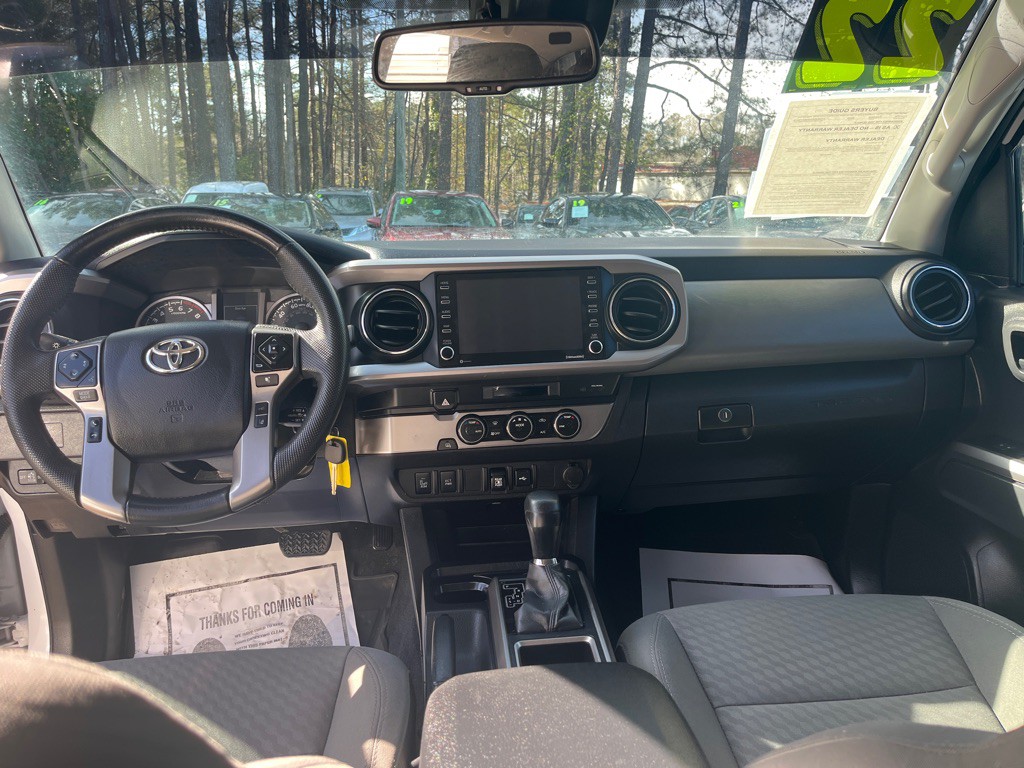 2022 Toyota Tacoma Image 11