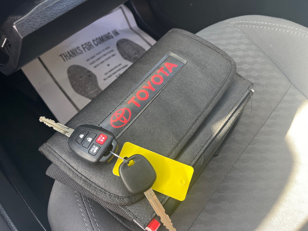 2022 Toyota Tacoma Image 22