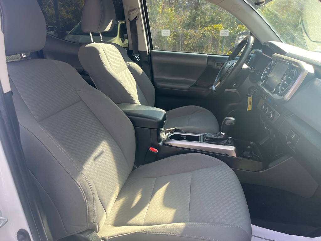 2022 Toyota Tacoma Image 37