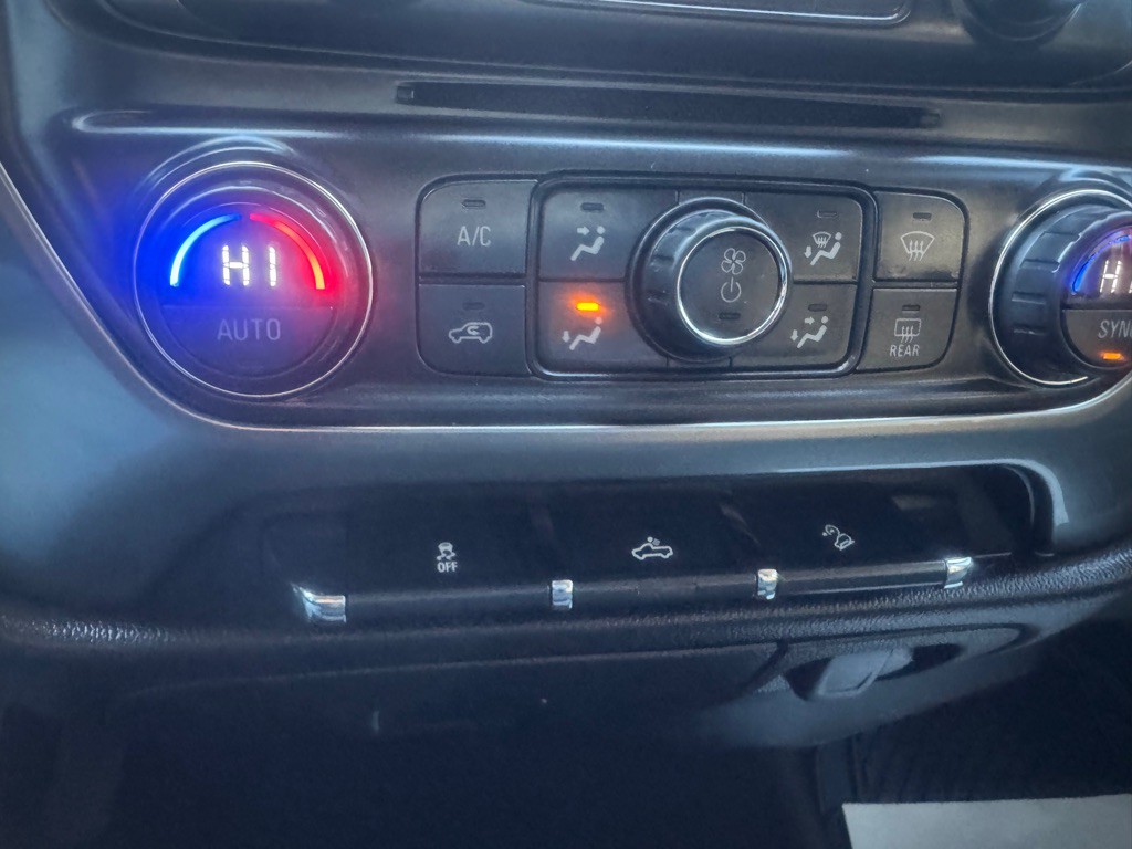 2015 Chevrolet Silverado 1500 Image 26