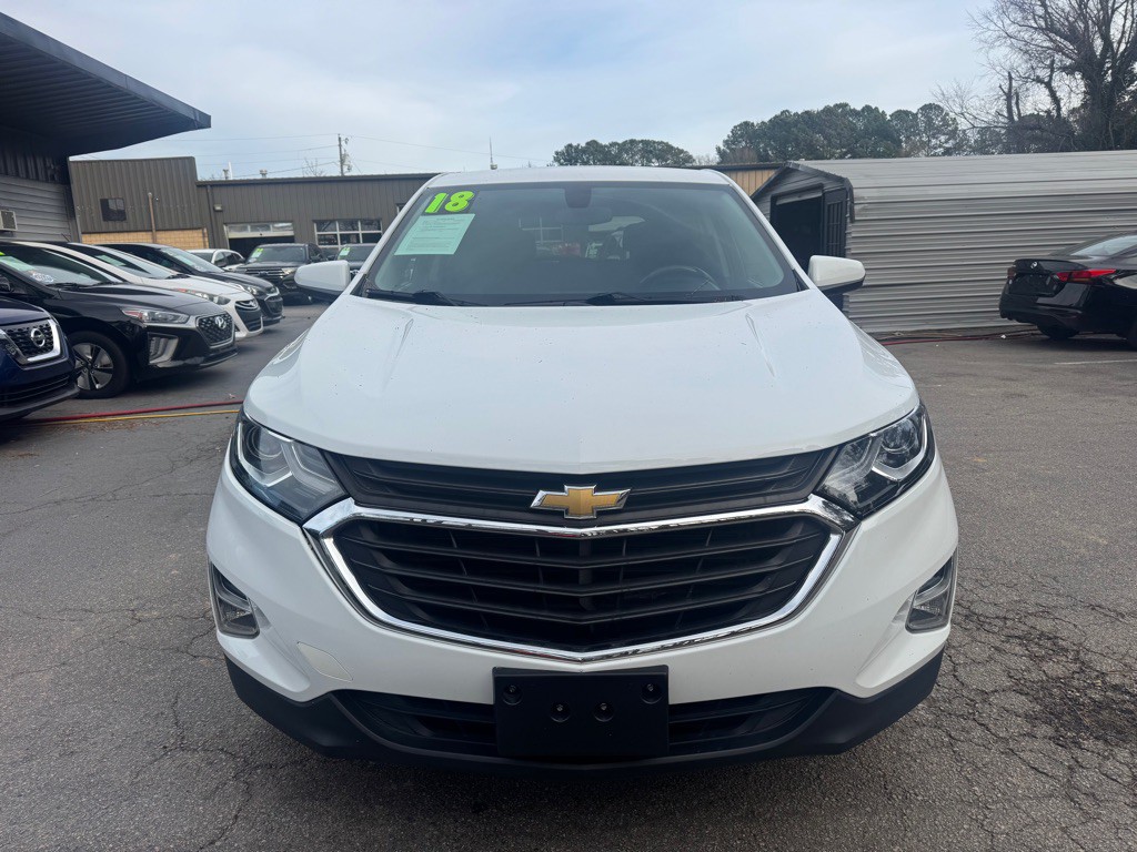 2018 Chevrolet Equinox Image 2