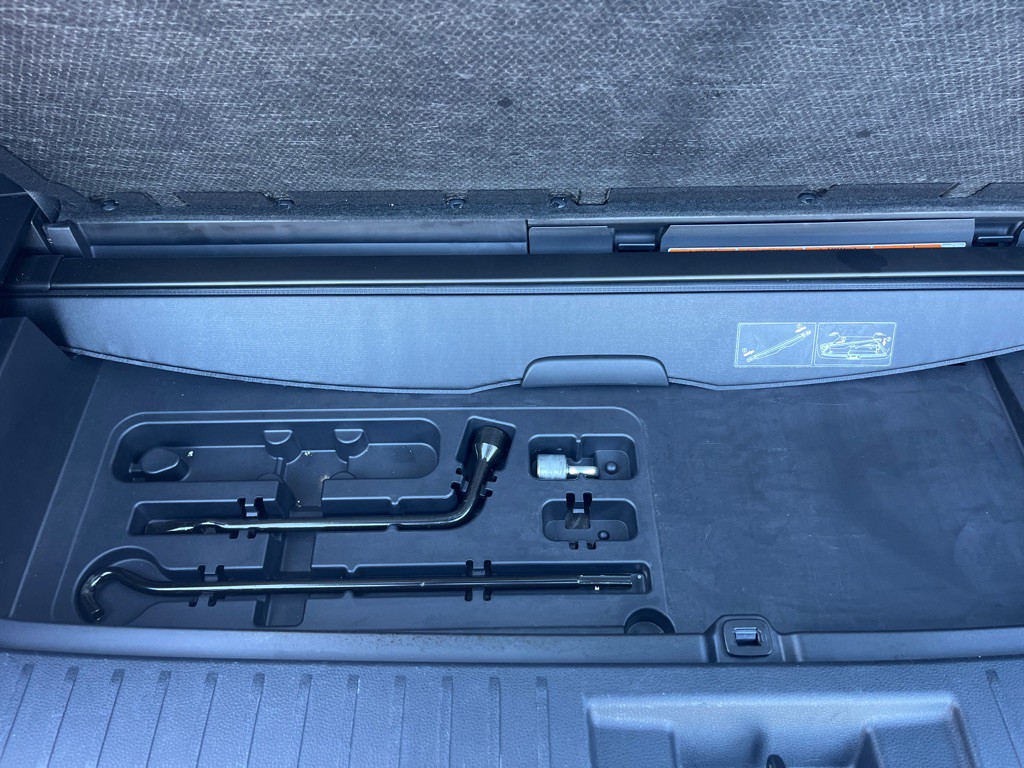 2020 Toyota Highlander Image 28