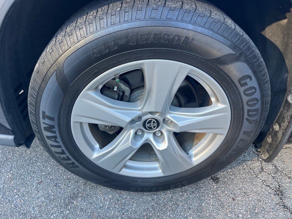 2020 Toyota Highlander Image 32