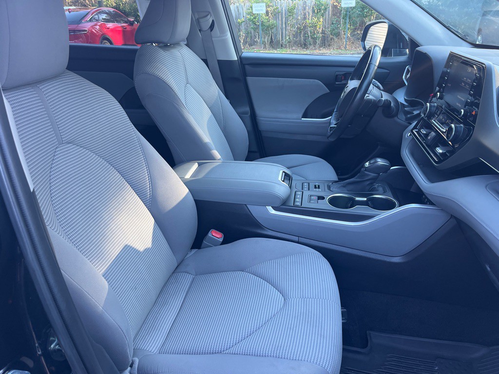 2020 Toyota Highlander Image 38