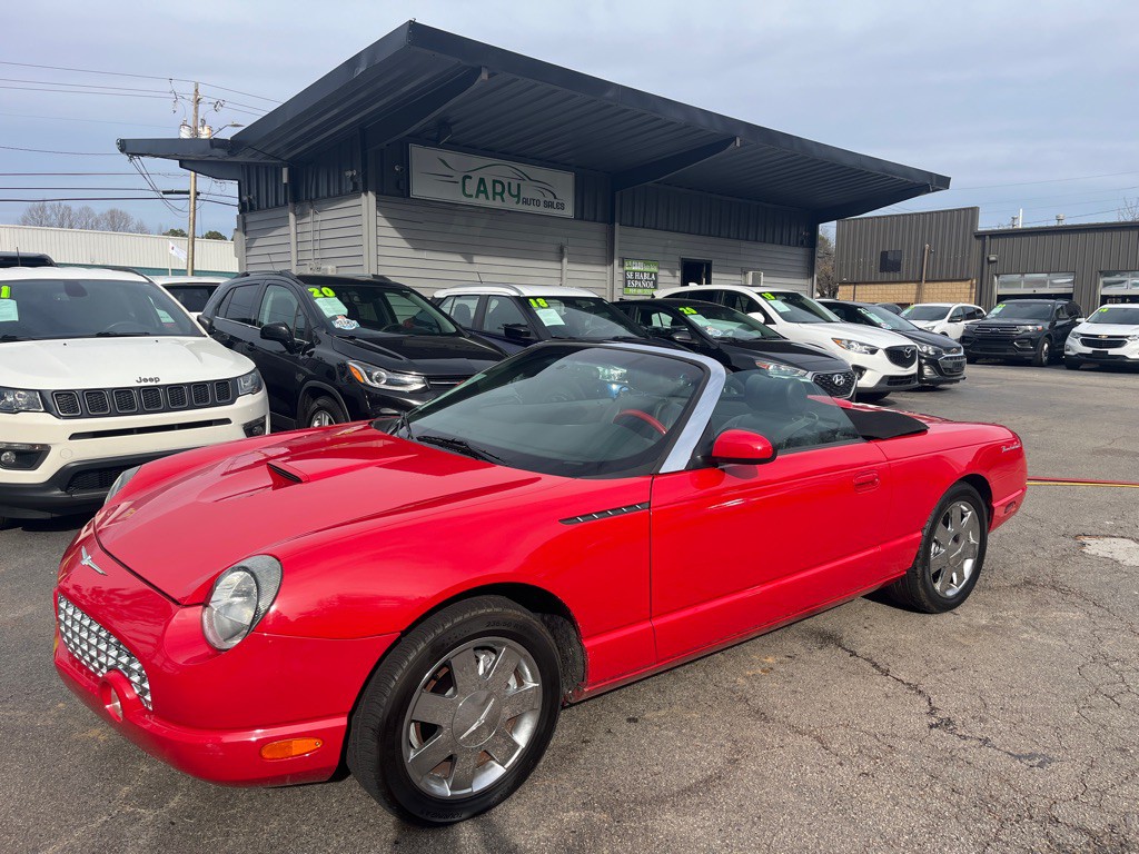2002 Ford Thunderbird Image 3