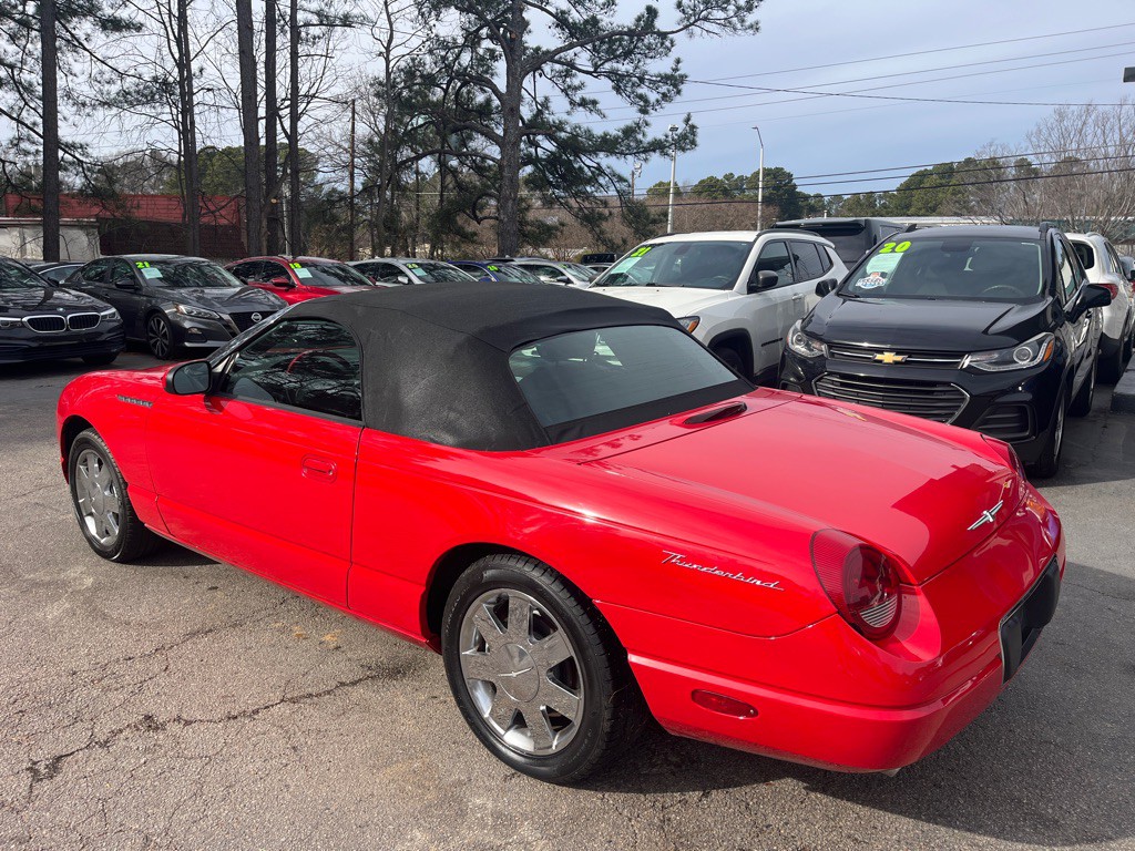 2002 Ford Thunderbird Image 4