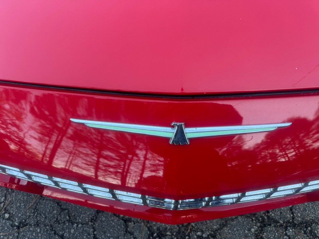 2002 Ford Thunderbird Image 14