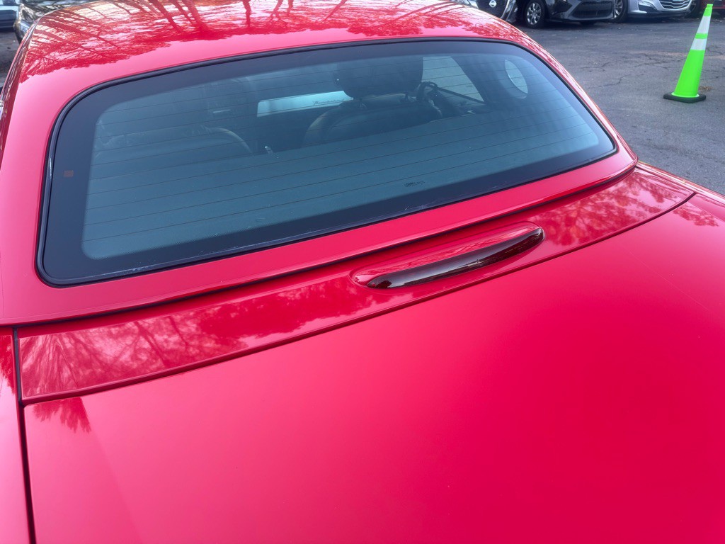 2002 Ford Thunderbird Image 17