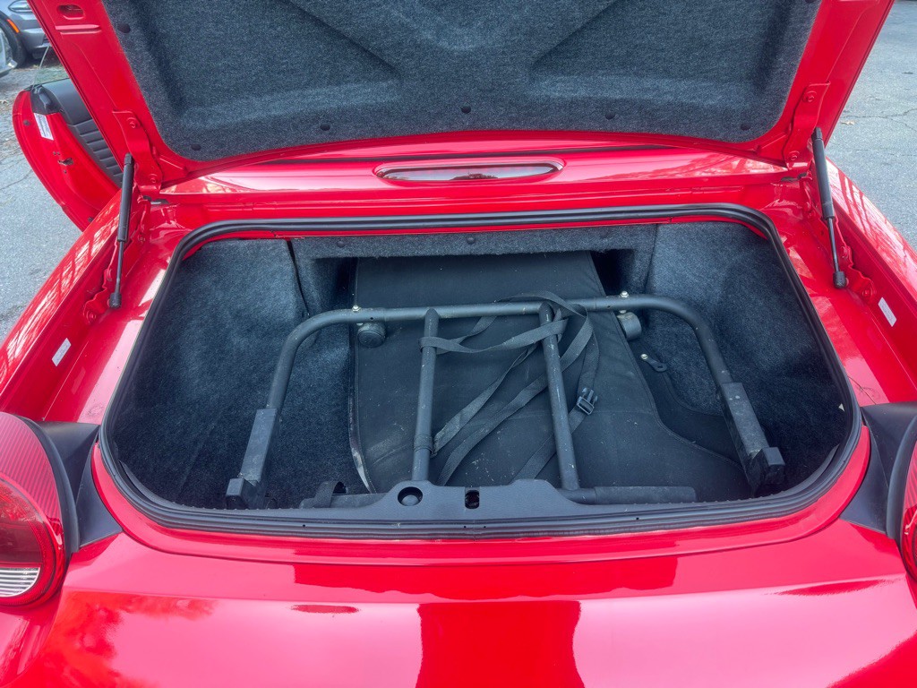 2002 Ford Thunderbird Image 36