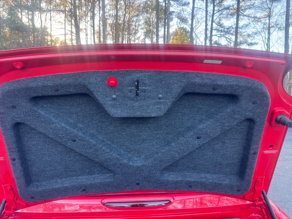 2002 Ford Thunderbird Image 37