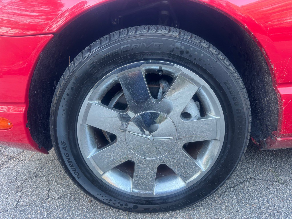 2002 Ford Thunderbird Image 43