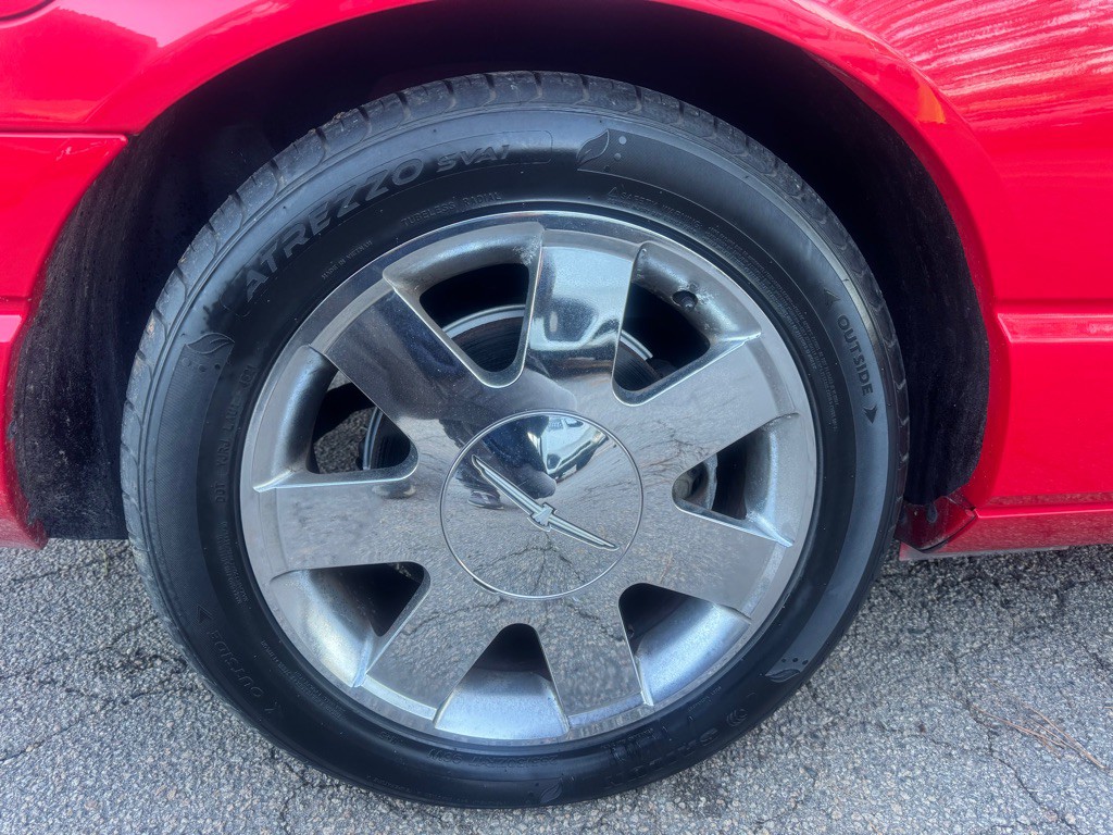 2002 Ford Thunderbird Image 45