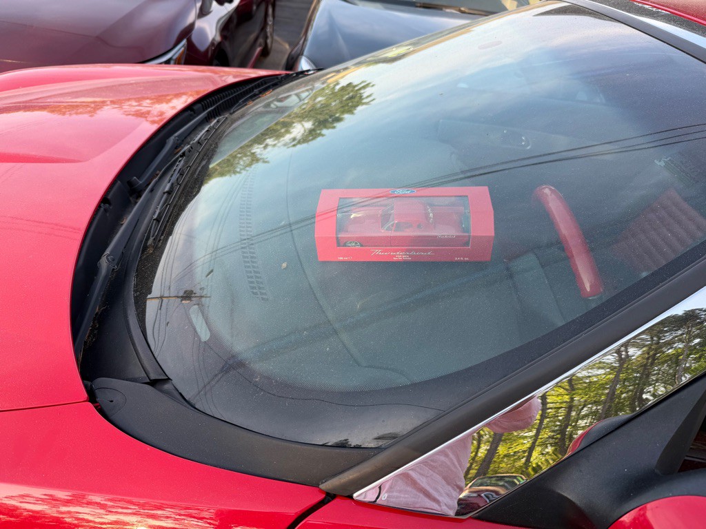 2002 Ford Thunderbird Image 48