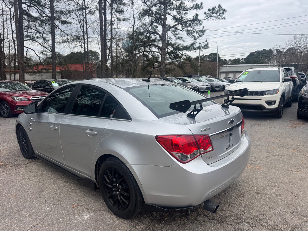 2012 Chevrolet Cruze Image 4