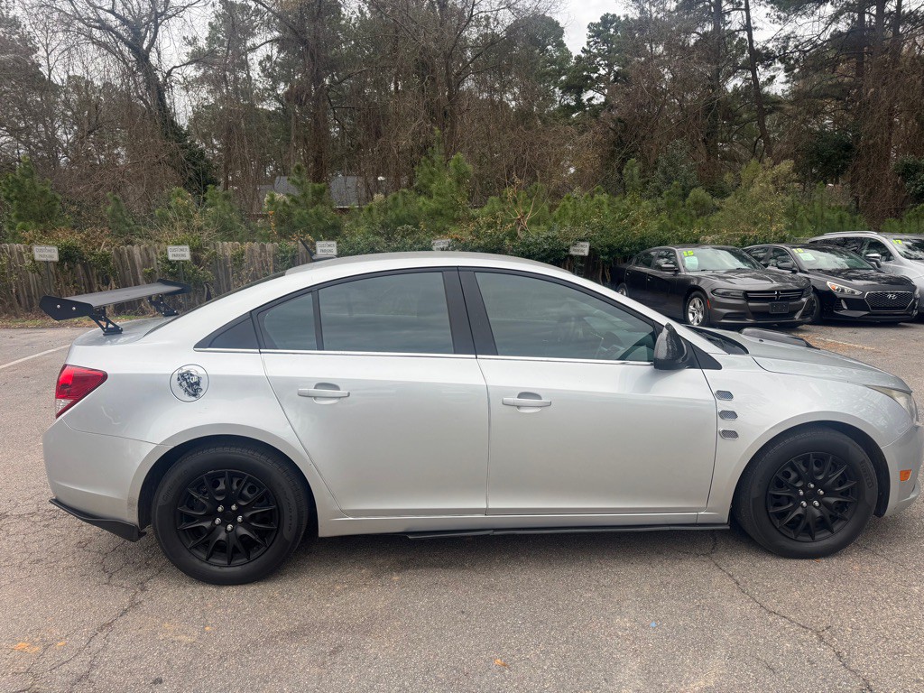 2012 Chevrolet Cruze Image 7