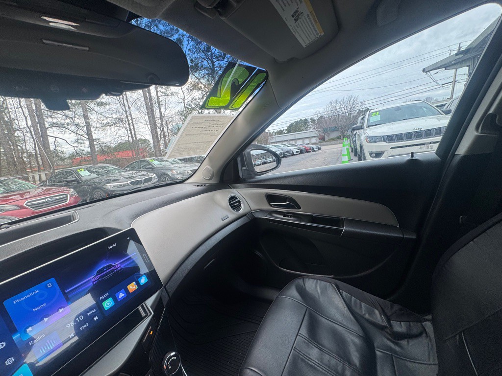 2012 Chevrolet Cruze Image 20