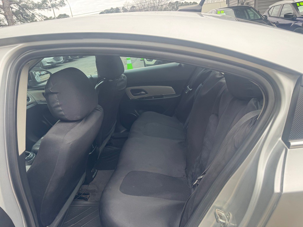 2012 Chevrolet Cruze Image 27