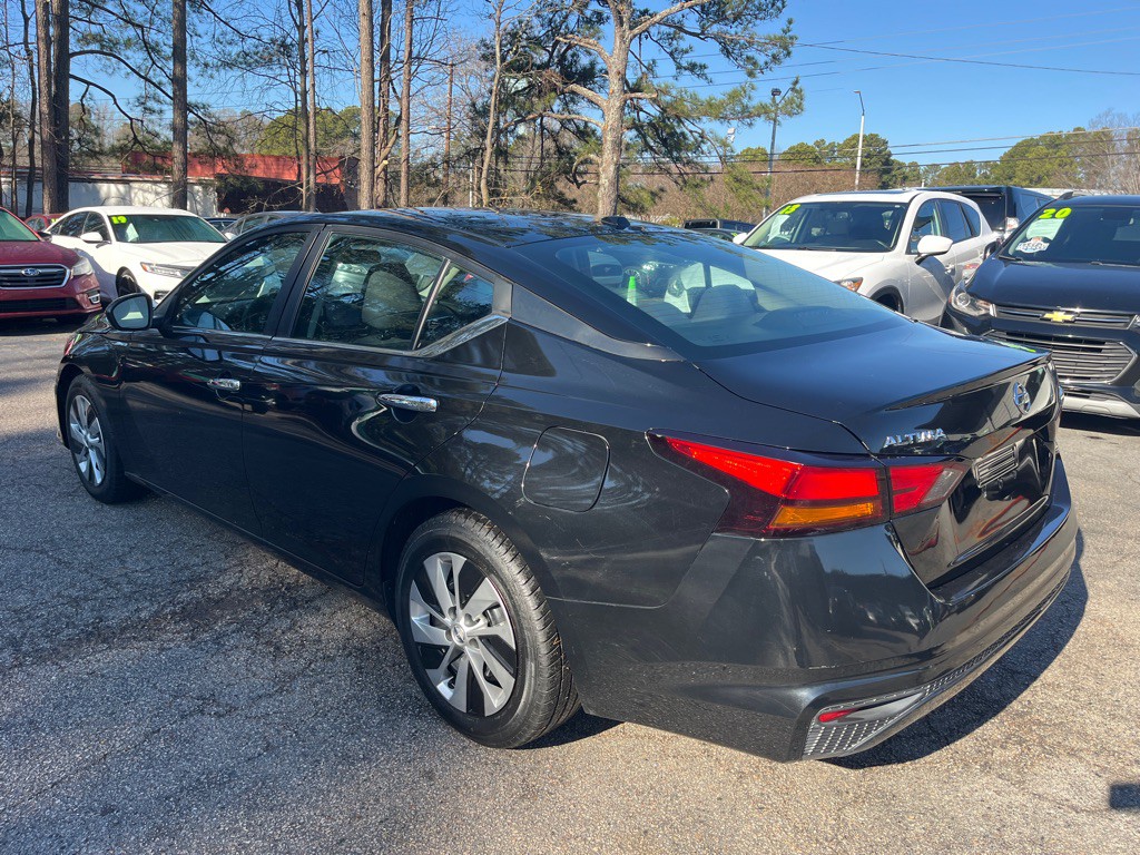 2020 Nissan Altima Image 6